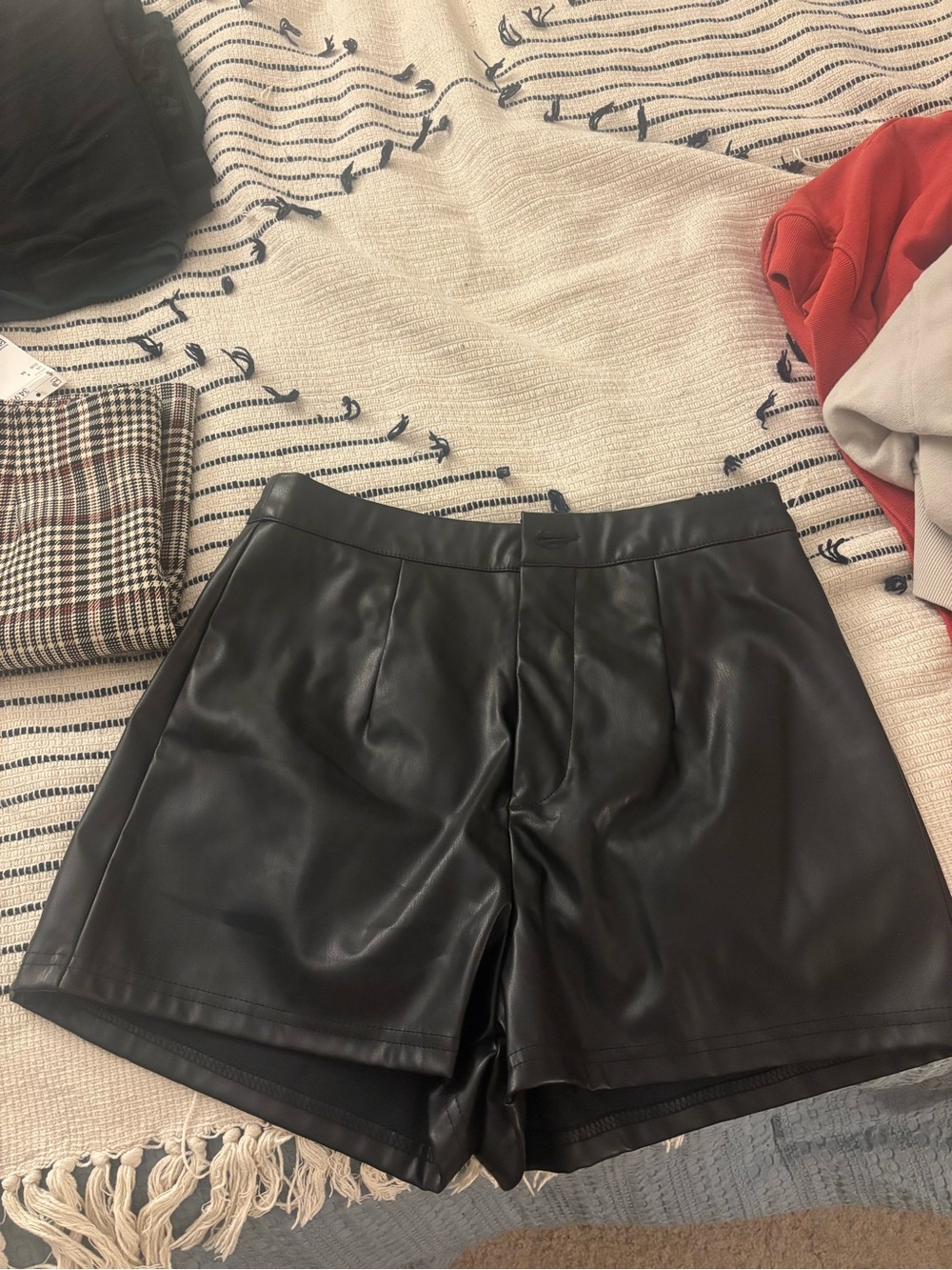 SHEIN Black Faux Leather High-Waist Pleated Shorts